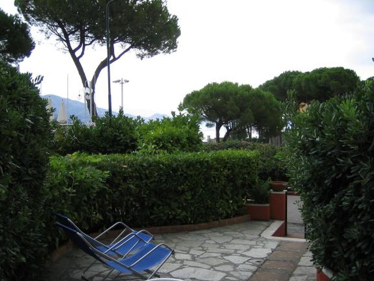 Portofino Est *